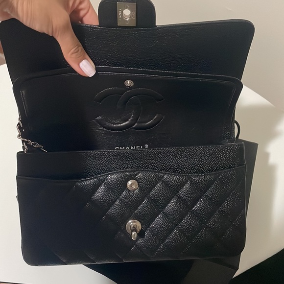 Chanel Caviar Quilted Classic Medium Flap - Picture 5 of 15